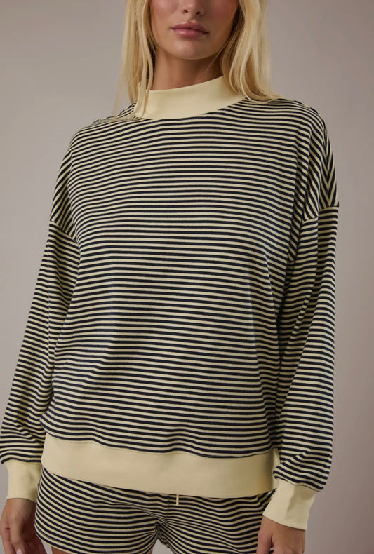 Mock Neck Stripe Sweatshirt and Shorts Set-Navy/Yellow