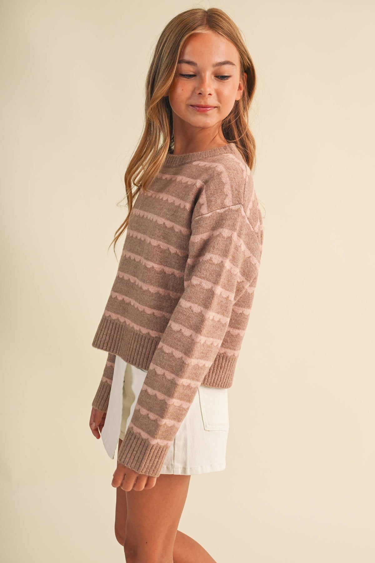 TWEEN GIRLS LONG SLEEVE SWEATER  (7-14)
